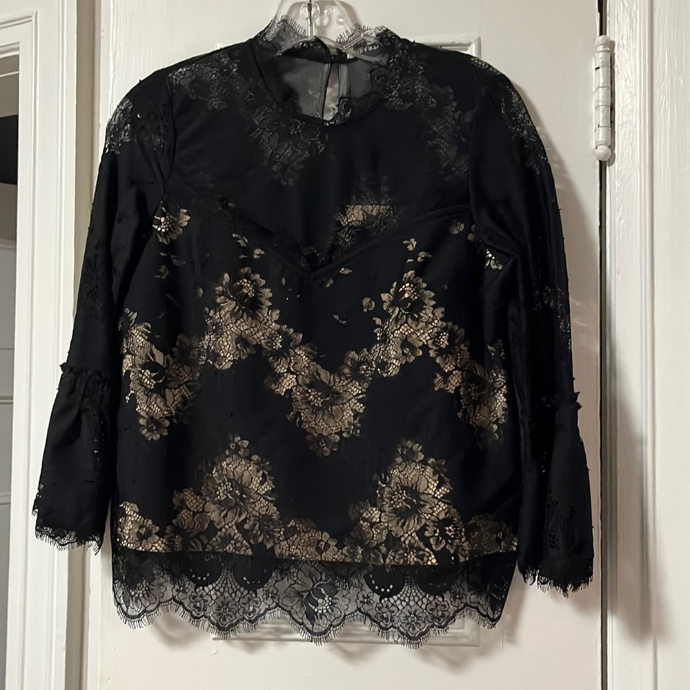Heartloom Black lace top